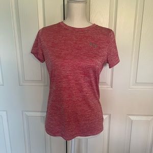 Women’s Under Armour T-shirt. Size small